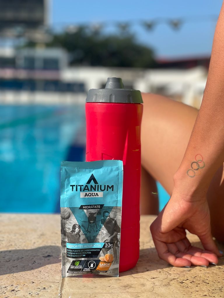 Electrolitos en Polvo AQUA, Caja x 12/25, Sabor Mandarina